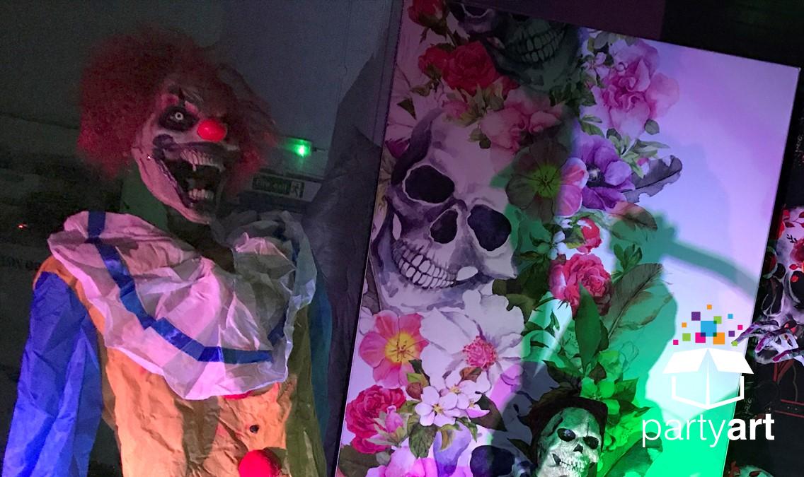 Halloween party creepy clown decorations